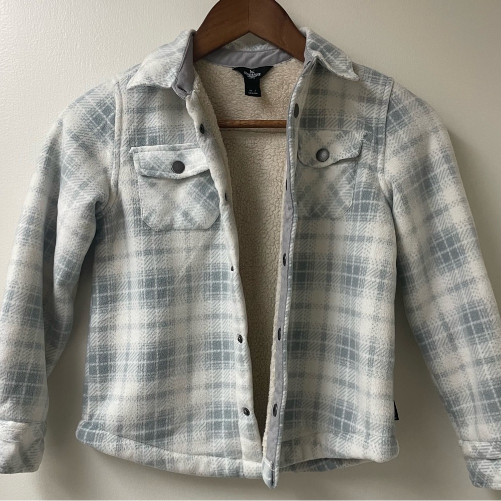 Eddie Bauer Kids Cozy Plaid Sherpa-Lined Jacket — Light Gray & Cream